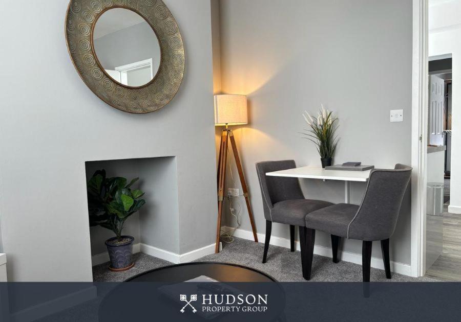 Castle Street Serviced Apartment تيلفورد المظهر الخارجي الصورة